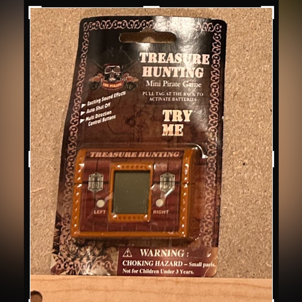 Vintage mini games (2) Sea Battle and 
(1) Treasure Hunting